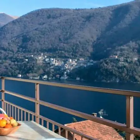 Appartamenti La Porta Sul Lago Laglio Room photo